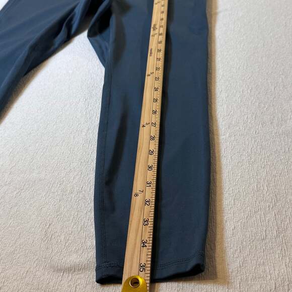 Fabletics women’s XL Motion365 High Waisted Performance Leggings Tropical Teal - Picture 7 of 11